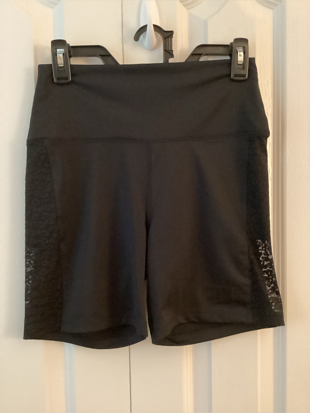 VICTORIAS SECRET PINK ULTIMATE SIDE LACE BIKE SHORTS - MED- NWOT